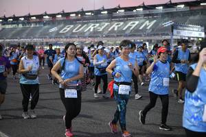 BIB: 53456
                            <button type="button" onclick="openModal(10462182)" class="btn btn-primary btn-sm float-right btn-popup" data-toggle="modal" data-target=".modal-high-quality">
                        <i class="fas fa-shopping-cart"></i> Add to Cart
                    </button>
                                            <button type="button" onclick="isThisMe(10462182, true)" class="btn btn-success btn-sm float-right btn-popup btn-isme hidden" data-toggle="tooltip" data-placement="bottom" title="นี่คือรูปของคุณใช่ไหม คลิกที่นี่เพื่อเอาเข้าอัลบั้ม">
                        <i class="fas fa-plus"></i> Add to album
                    </button>
                    <button type="button" onclick="isThisMe(10462182, false)" class="btn btn-warning btn-sm float-right btn-popup btn-isnotme hidden">
                        <i class="fas fa-ban"></i> Remove from album
                    </button>